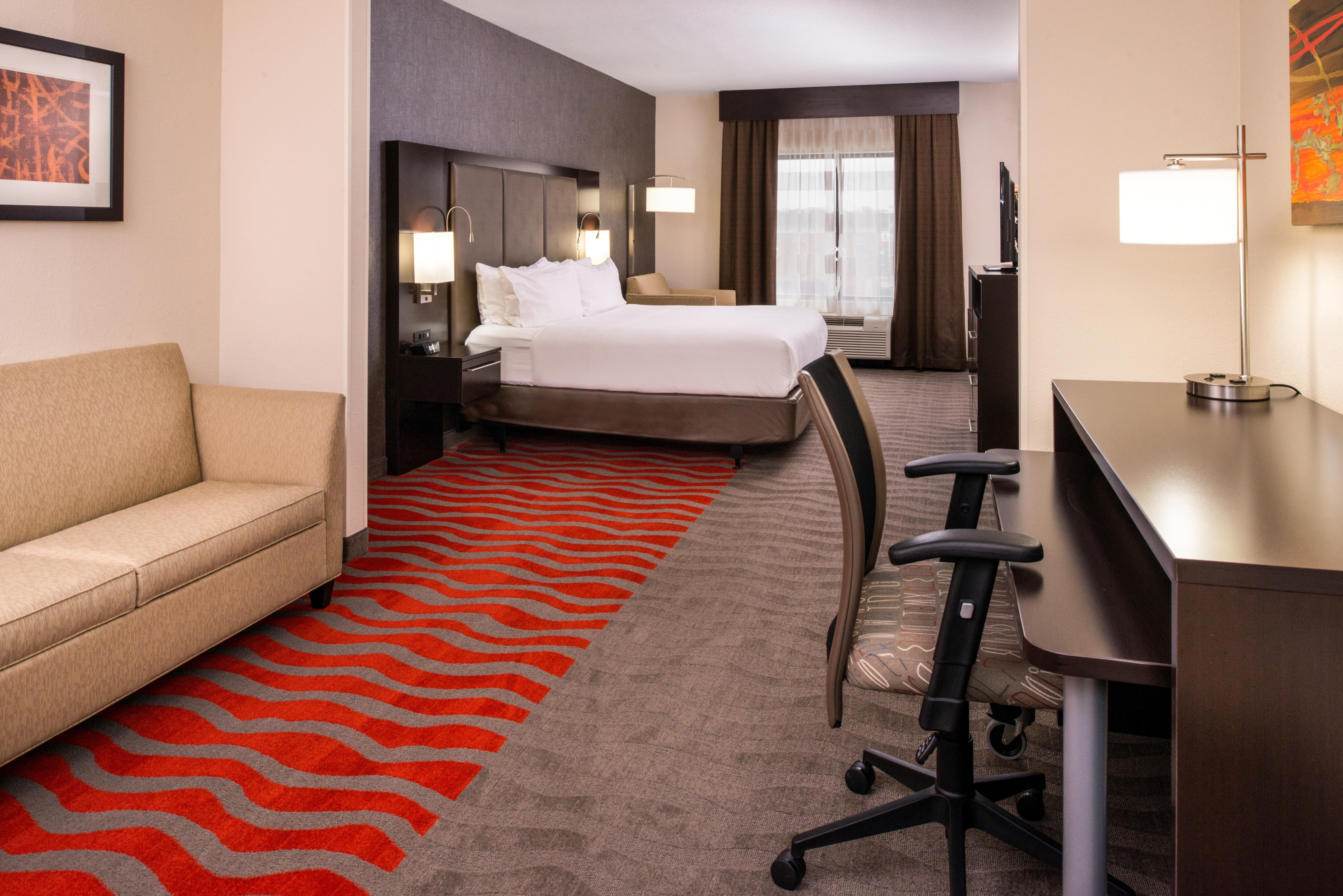 Holiday Inn Express & Suites Monroe By Ihg Exterior photo
