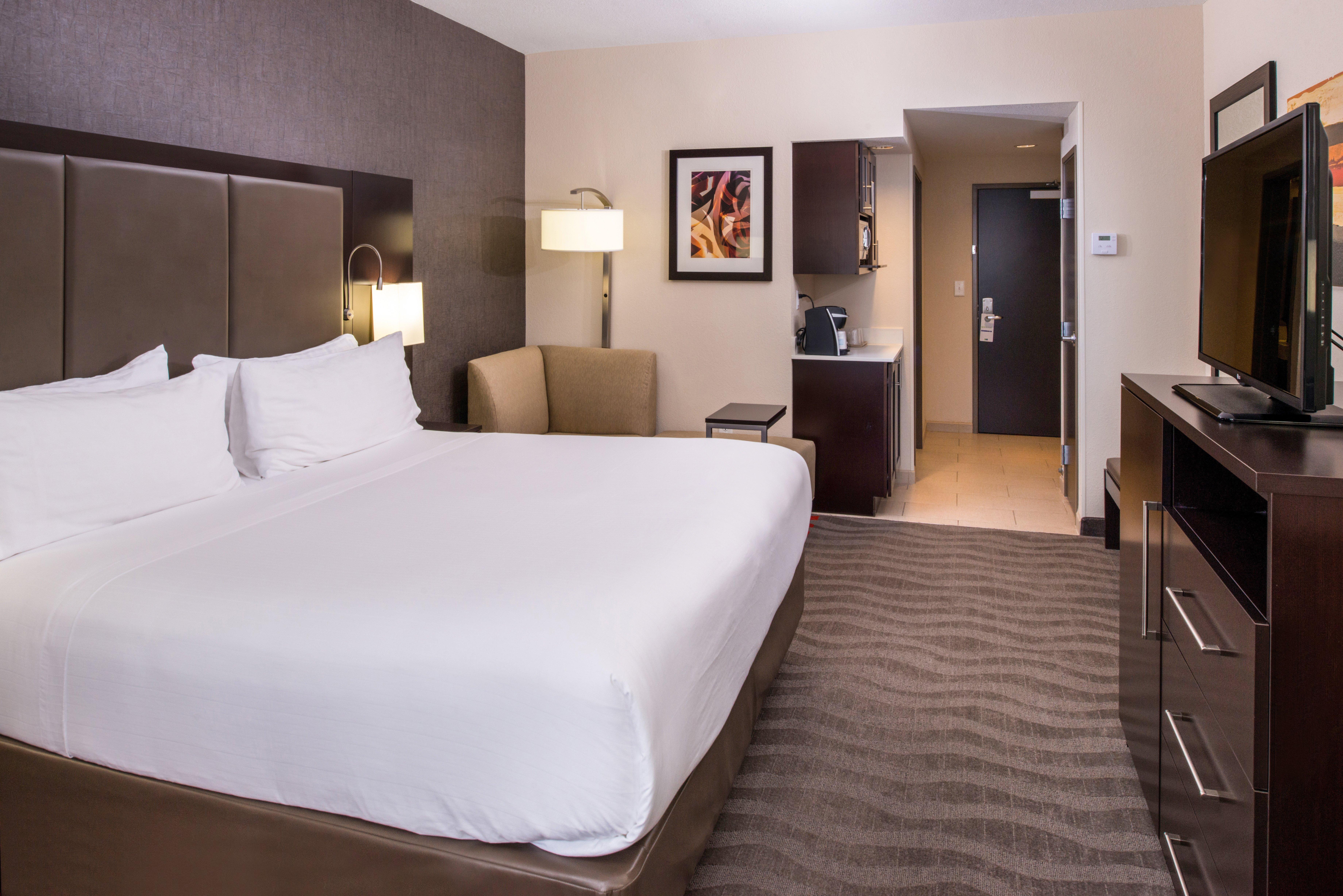Holiday Inn Express & Suites Monroe By Ihg Exterior photo