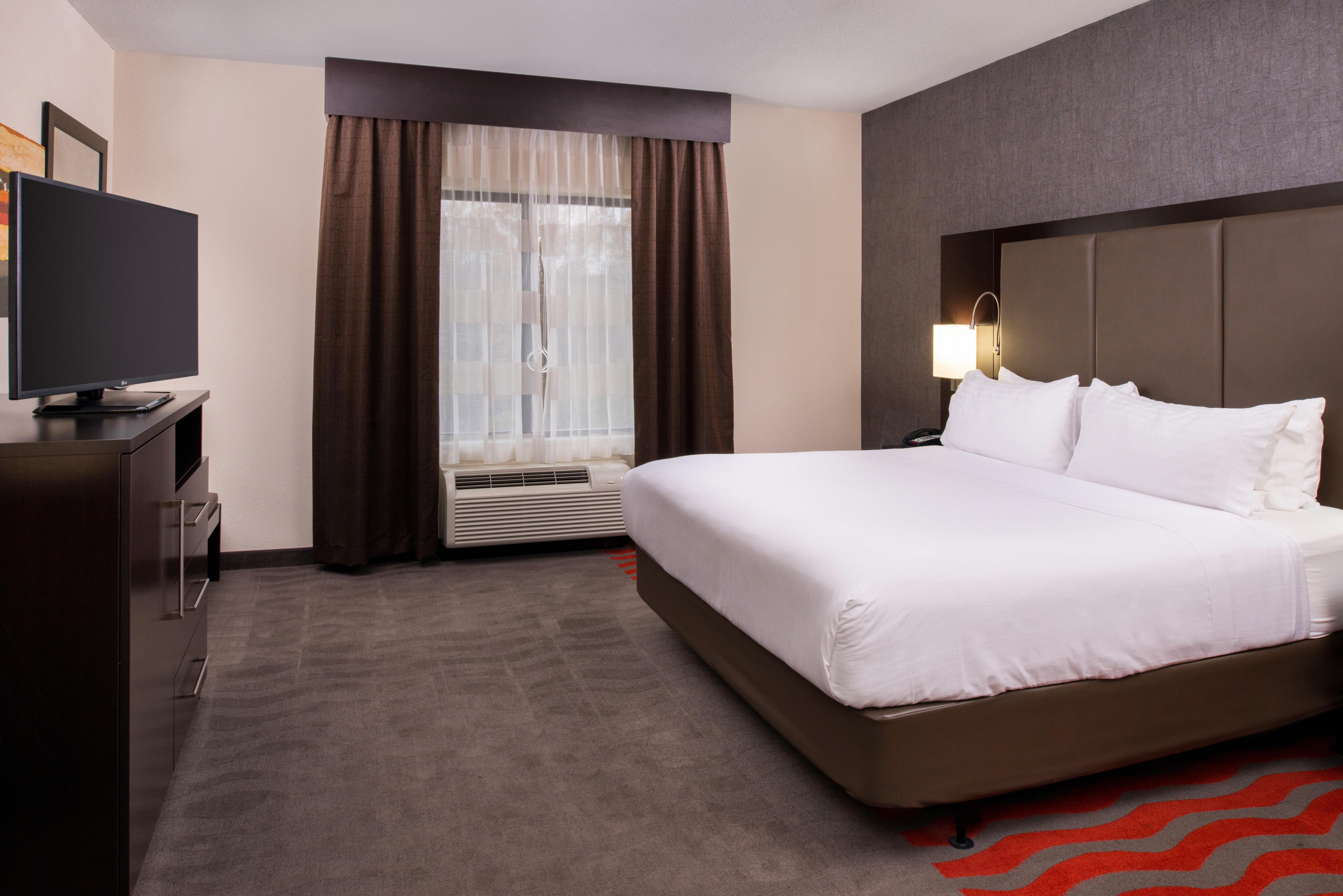 Holiday Inn Express & Suites Monroe By Ihg Exterior photo